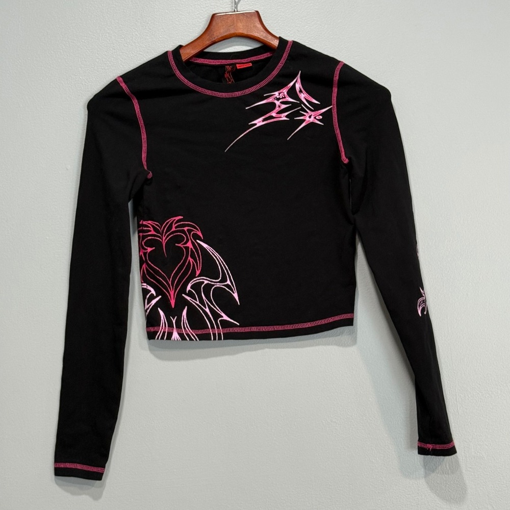 Vitriol Black Pink Cyber Sigilism Tribal Graphic Long Sleeve‎ Crop Top Small